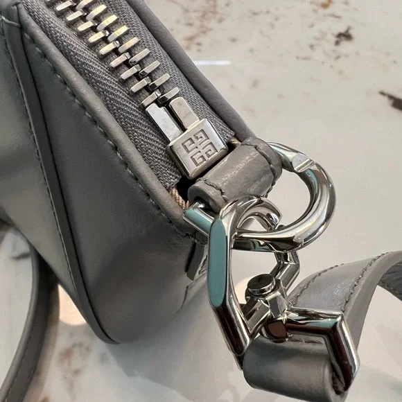 NWT GIVENCHY Nano Antigona Crossbody Bag- GREY - Picture 10 of 11